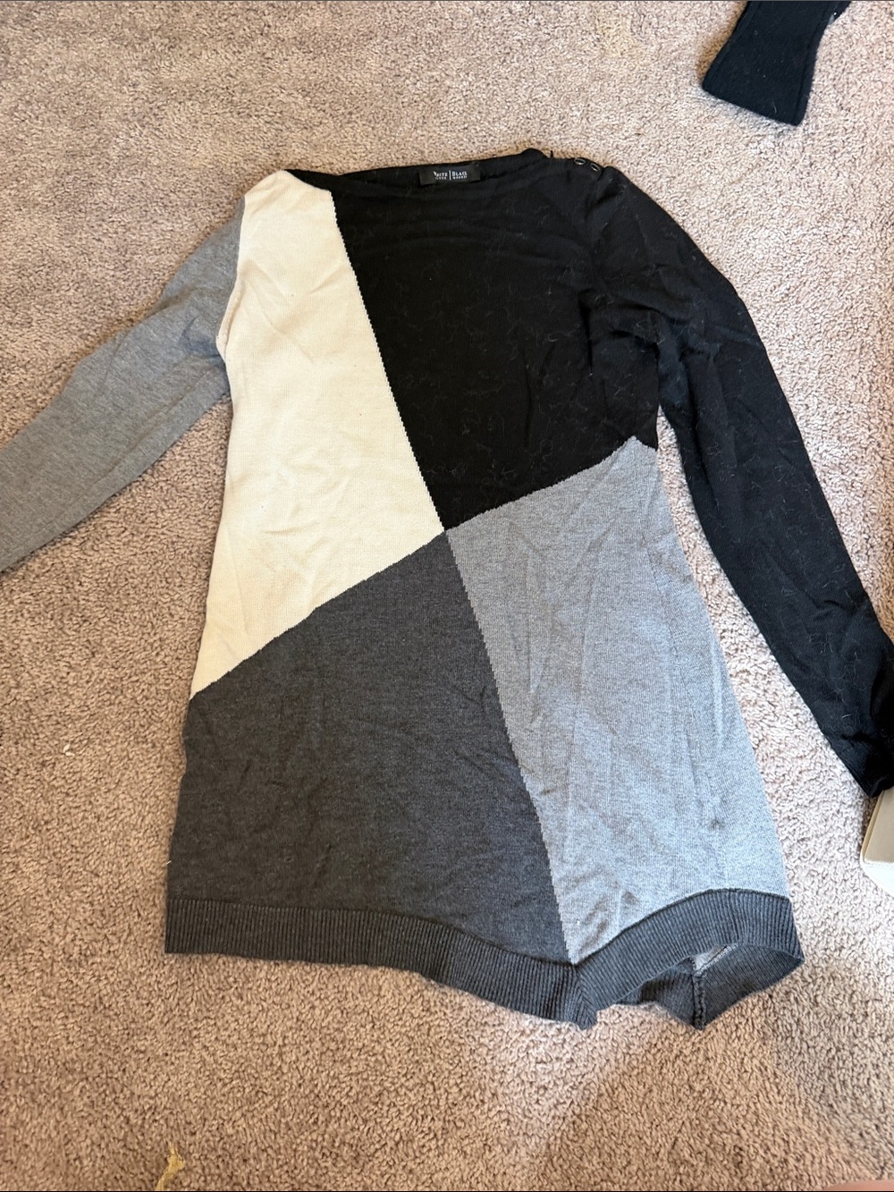 White House Black Market Colorblock Long Sleeve Dress in Black, Gray & Cream